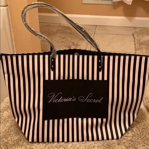 Victoria's Secret Handbags - Victoria’s Secret Bag Tote Large NWT